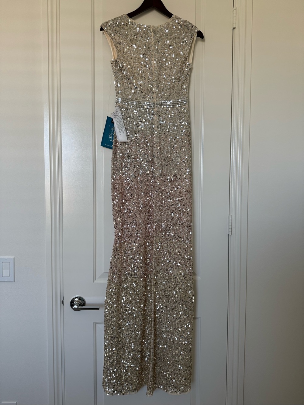 Mac Duggal 5489 size 2 NWT ombré trumpet cap sleeve beaded gown - Picture 9 of 10